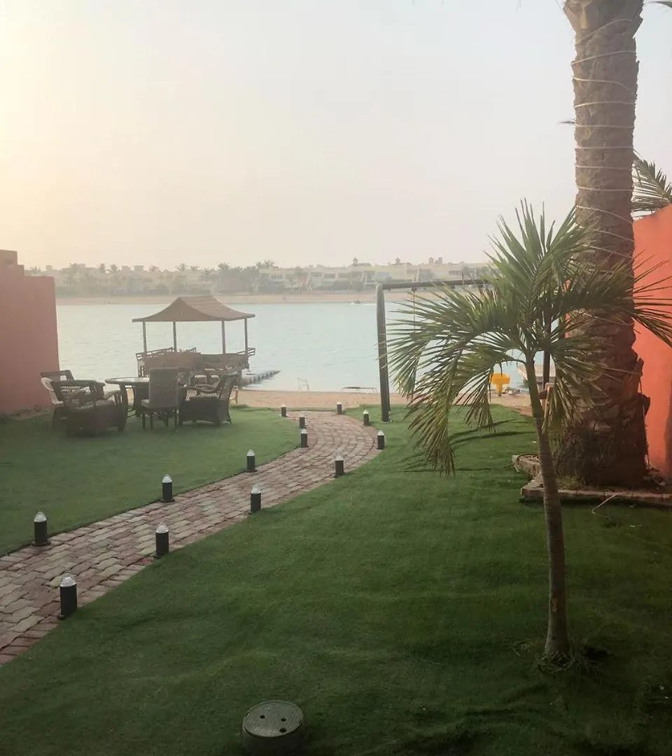 ساحل القمر - درة العروس فيلة
